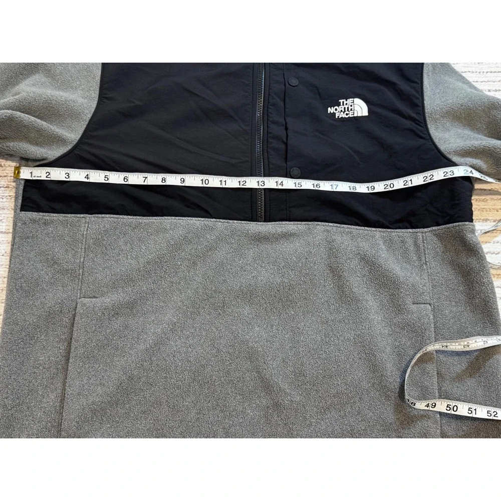 The North Face Mens Grey Black Quarter Zip Fleece Pullover Jacket XL NWOT